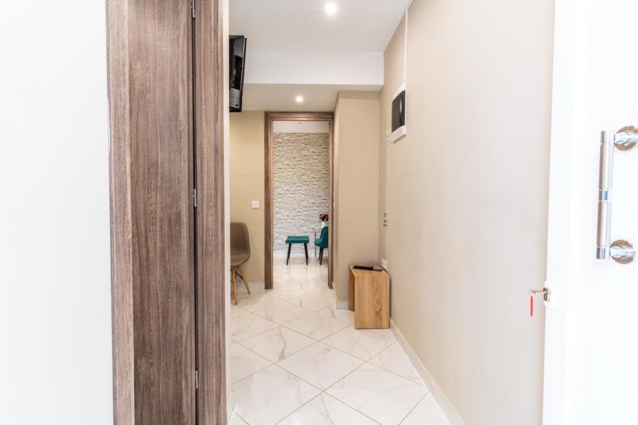 Aiolos Luxury Alimos Kalamaki Market Apartment 3 Near The Sea Atena Exterior foto